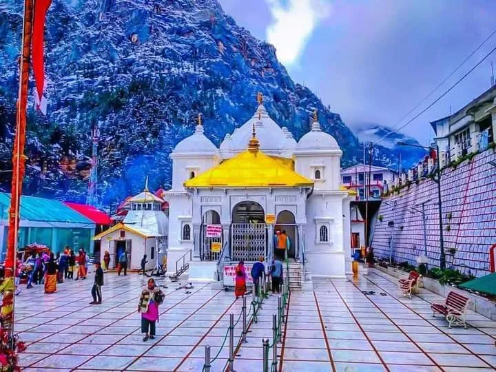 gangotri-temple-beautiful-view